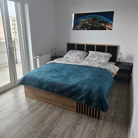 Διαμέρισμα Regal Park 59 *