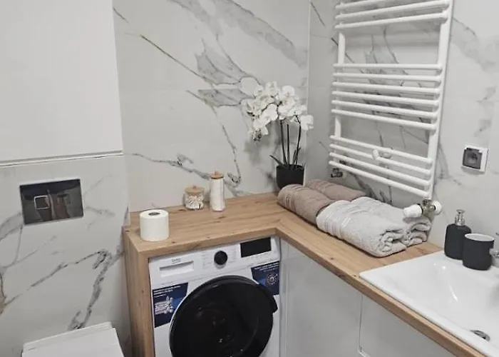 Apartament Regal Park 59 *